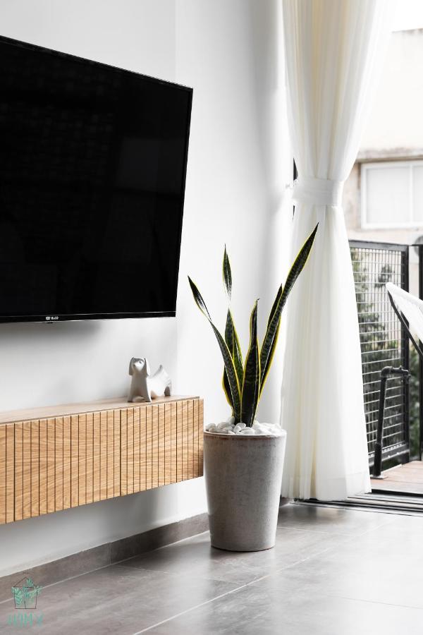 White City Eclectic Design Apartments By Homy Tel Aviv Exterior photo